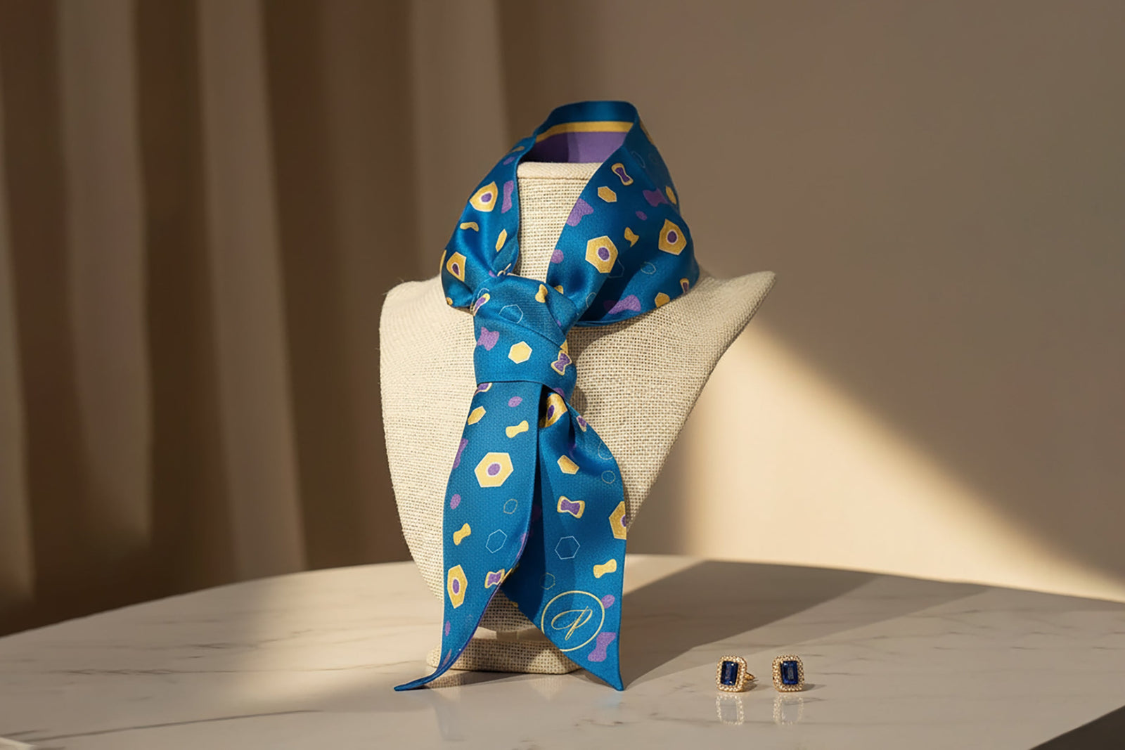 Stylish scarf knots for your neck